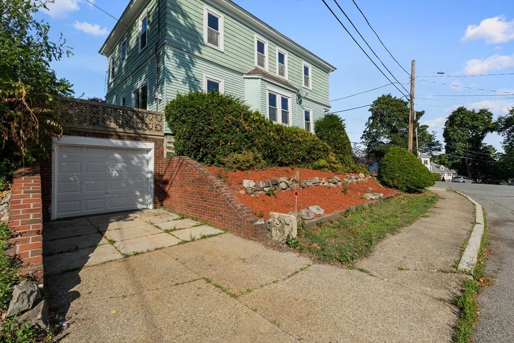 Photo of 56 Beacon St