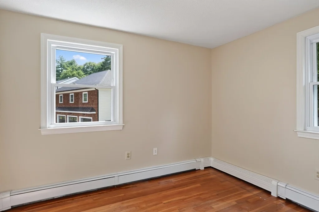 Photo of 18 Harrington Rd