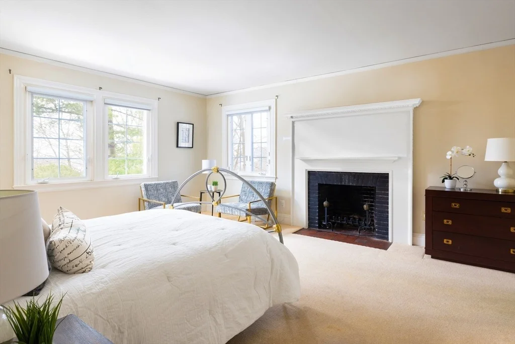 Photo of 282 Buckminster Rd
