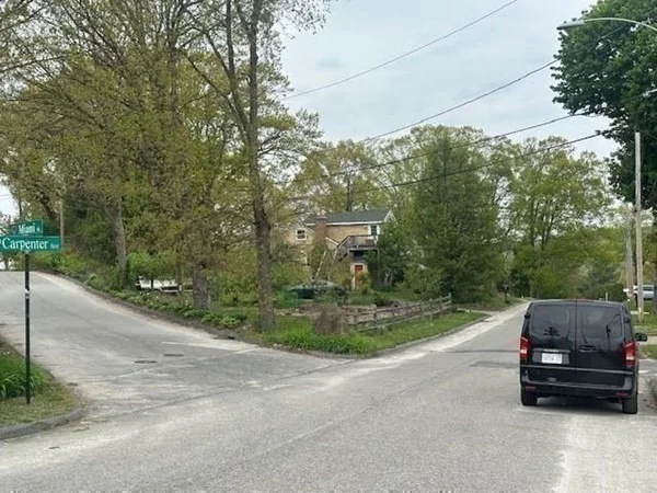 Photo of 34 Carpenter Ave