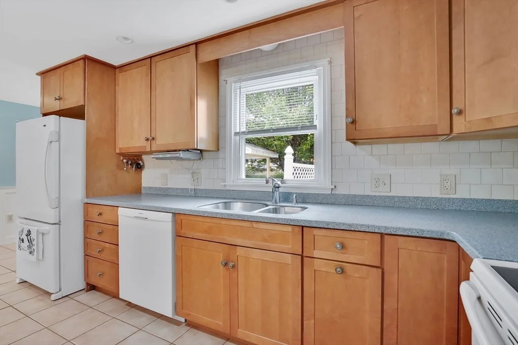 Photo of 213 Clover Rd