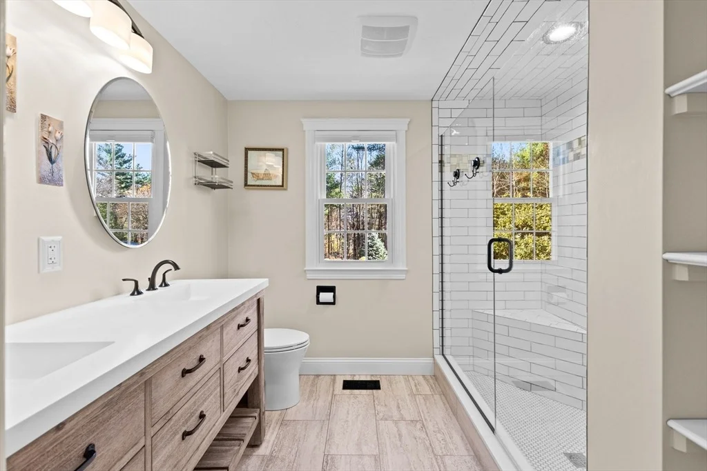 Photo of 16 Forest Park Dr