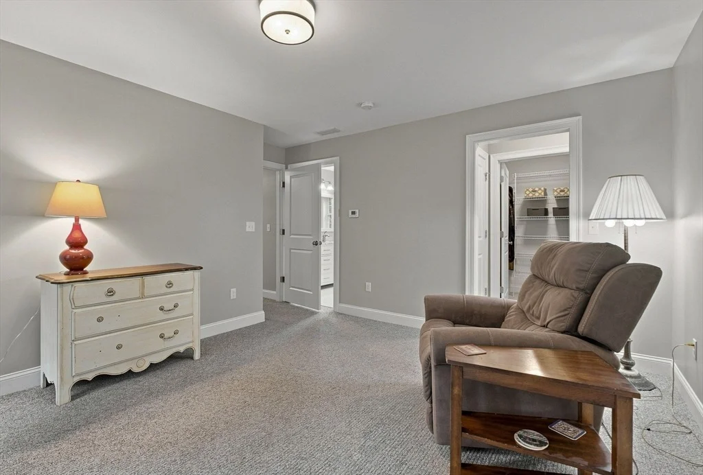 Photo of 19 Riverside Drive