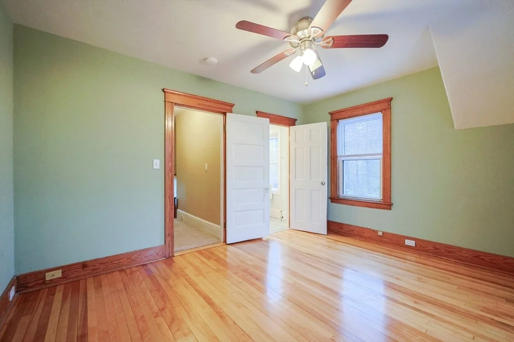 Photo of 11 Hockanum Way