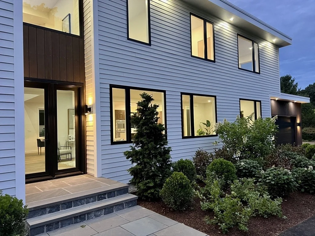 Photo of 23 Deerhaven Rd