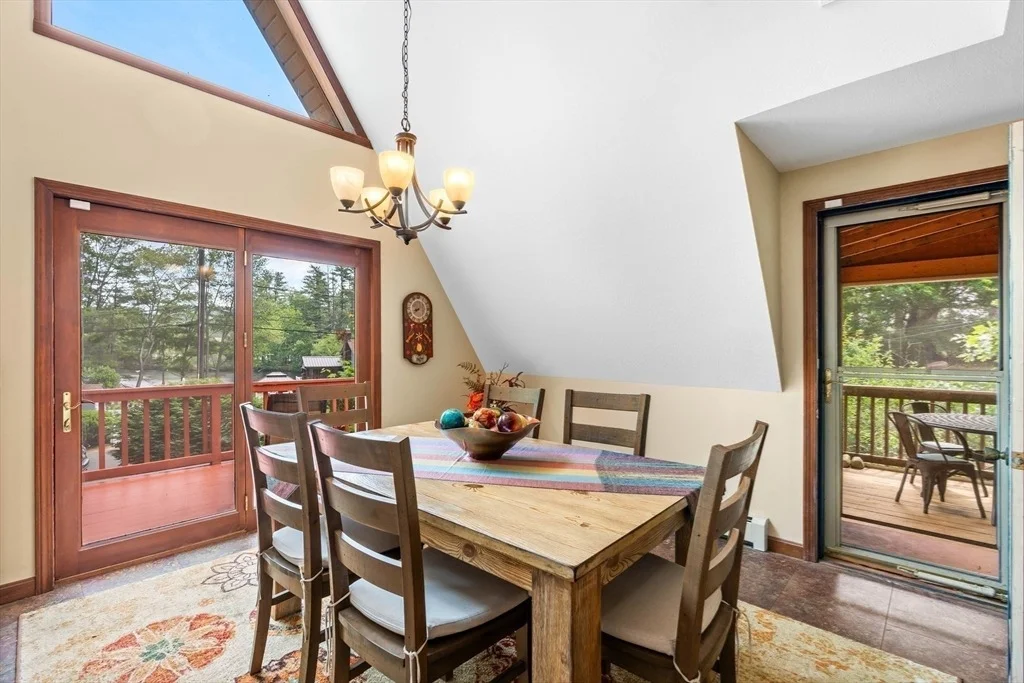 Photo of 76 Beaver Rd