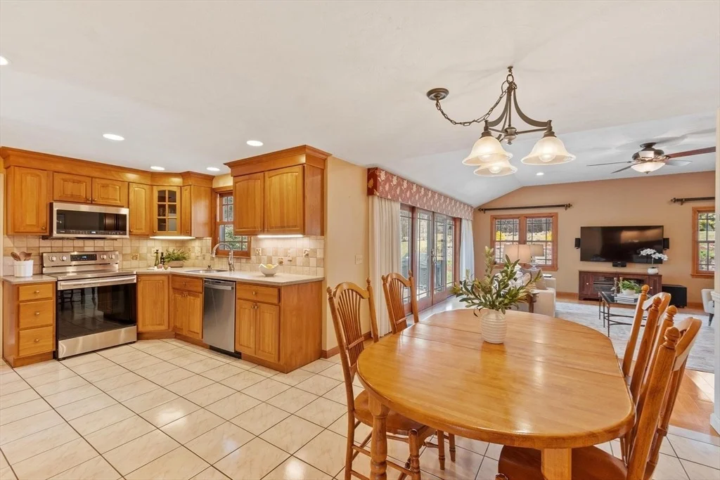 Photo of 16 Fox Hill Rd
