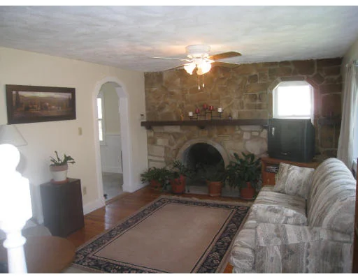 Photo of 90 Whitman Rd