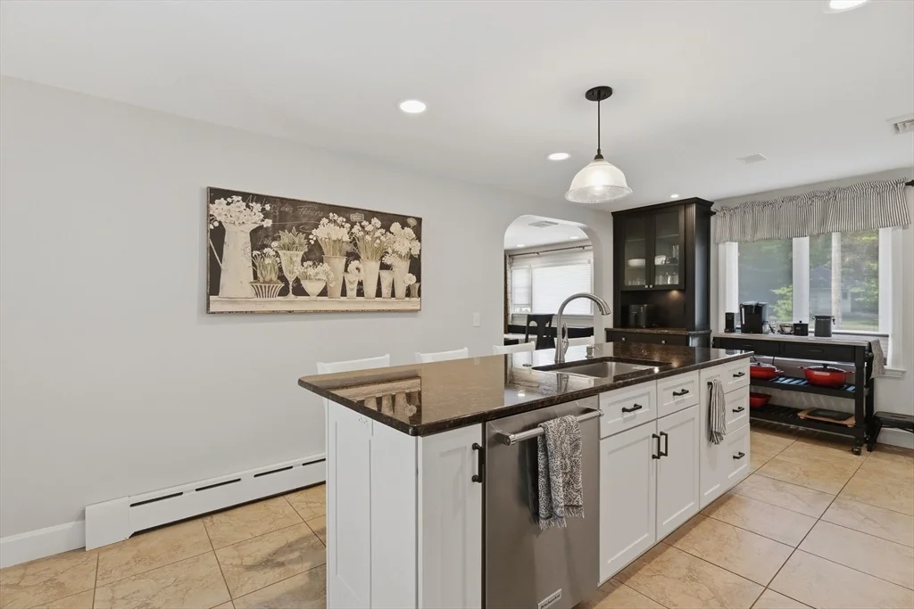 Photo of 69 Maple Street