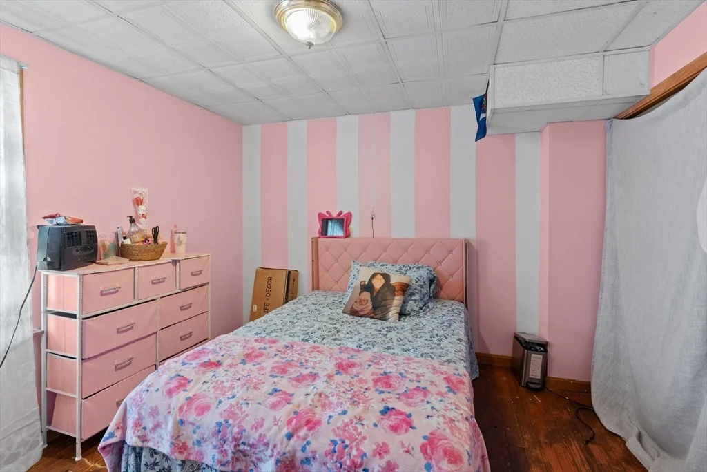 Photo of 554 Third St