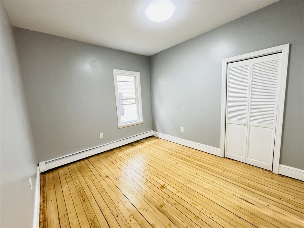Photo of 165 Eastern Ave