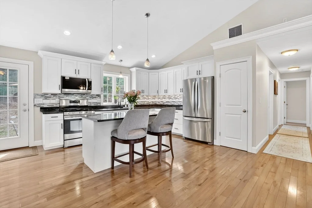 Photo of 301 Podunk Rd