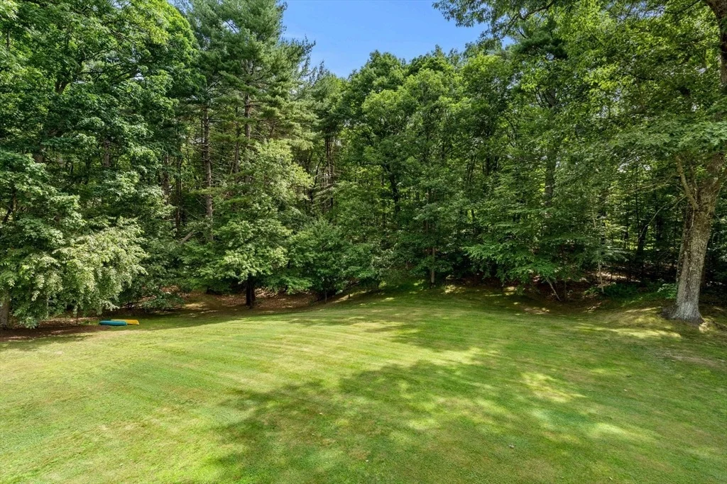 Photo of 470 Lost Lake Dr