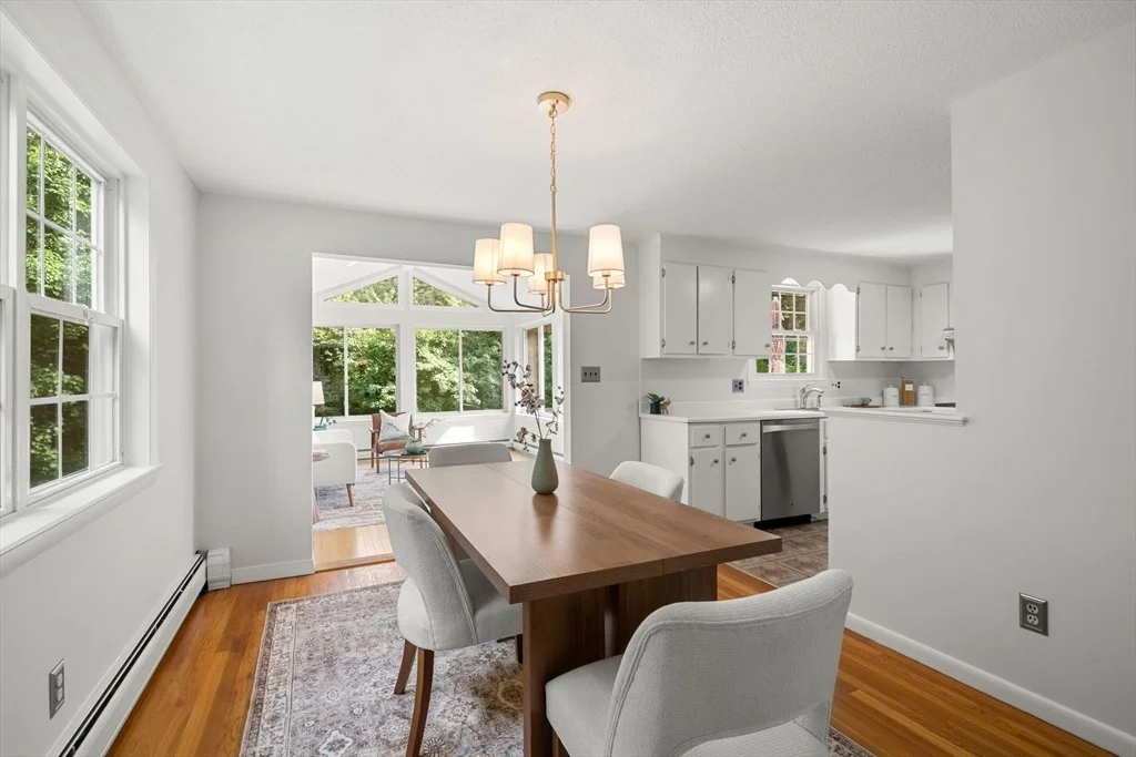 Photo of 21 Freeport Dr