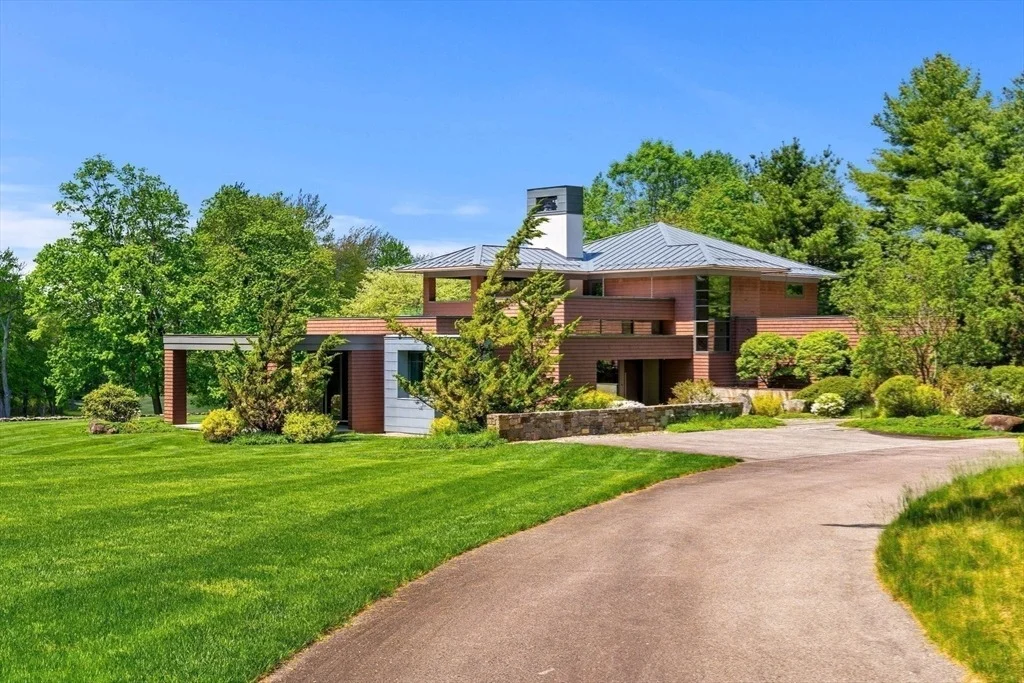 Photo of 5 Redwood Cir