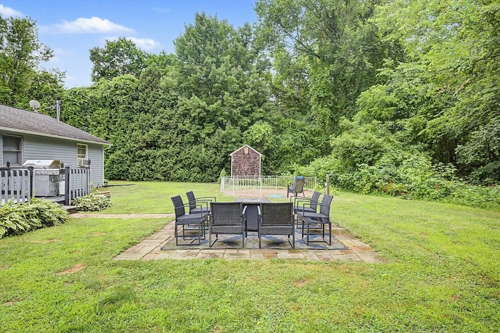 Photo of 11 Crestview Drive