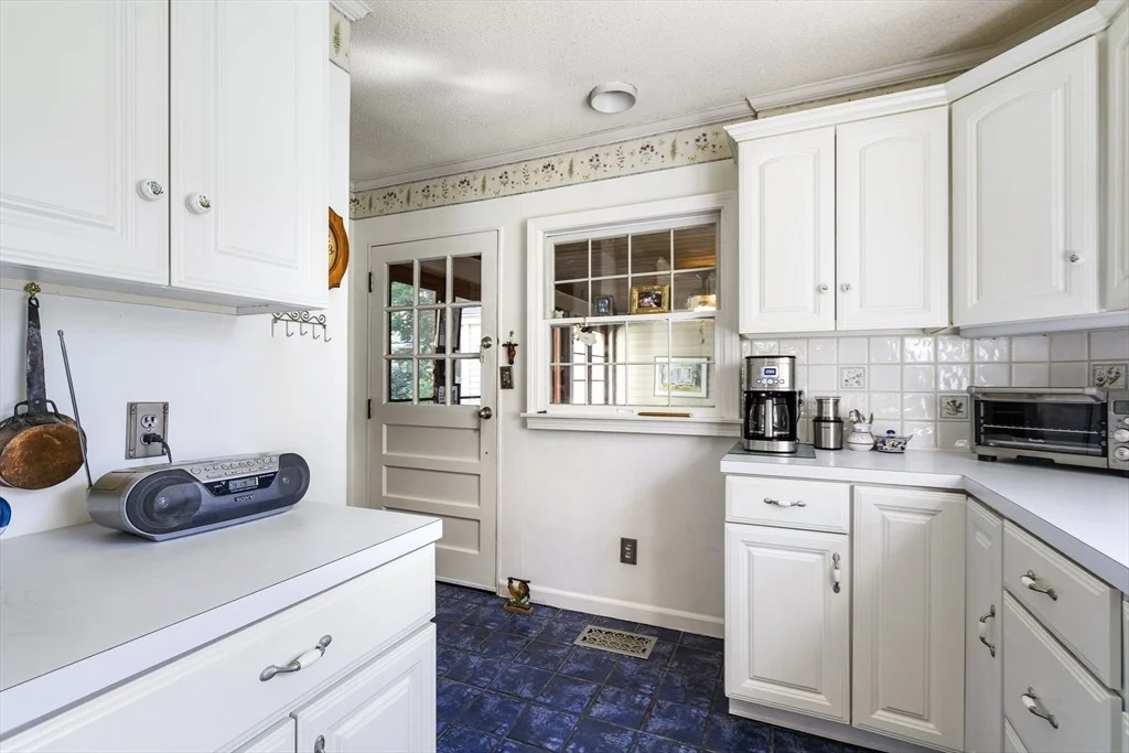 Photo of 139 Burbank Road