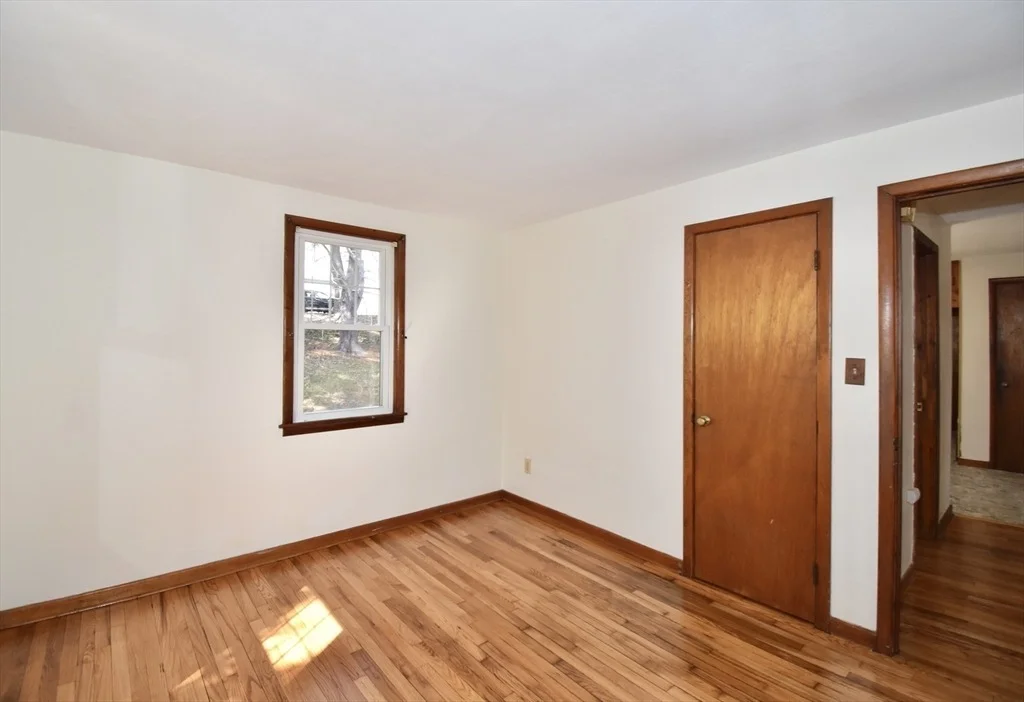 Photo of 14 Gatewood Rd