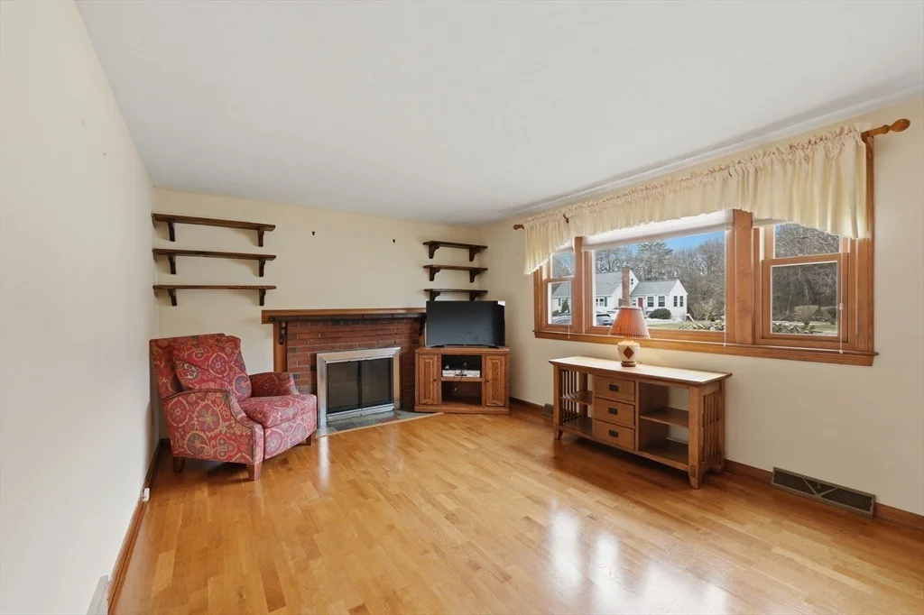 Photo of 13 Avon Drive