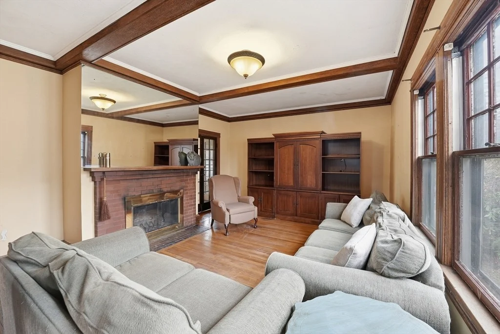 Photo of 31 Trinity Ter