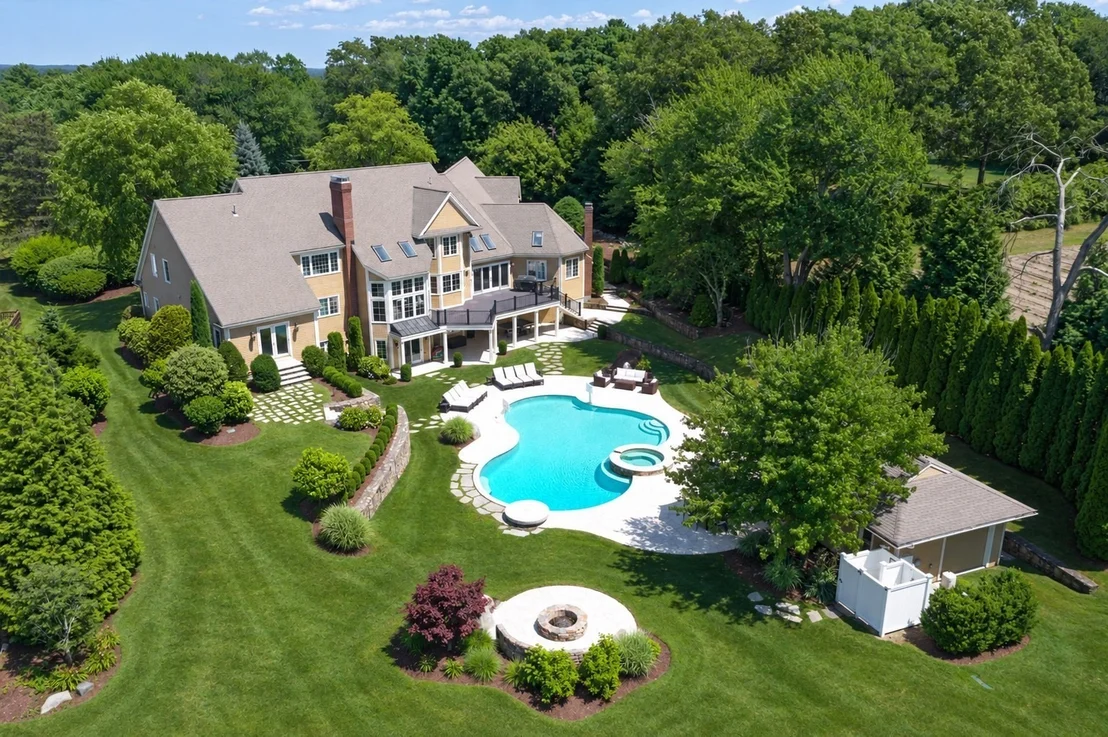 Photo of 7 Pegan Ln