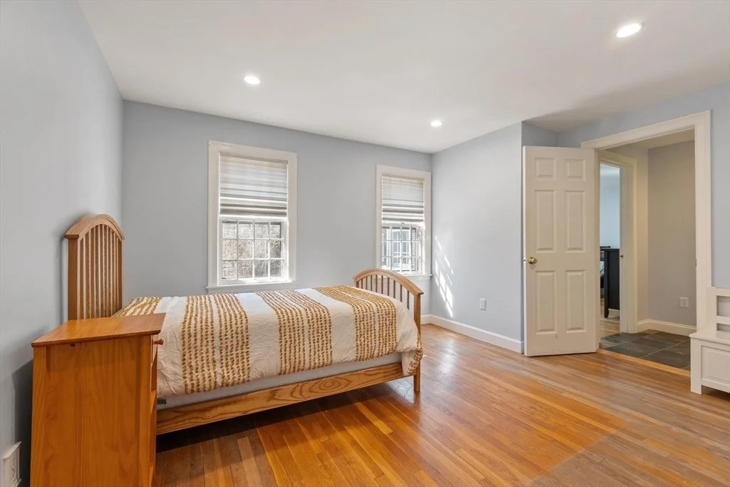 Photo of 96 Mossman Rd