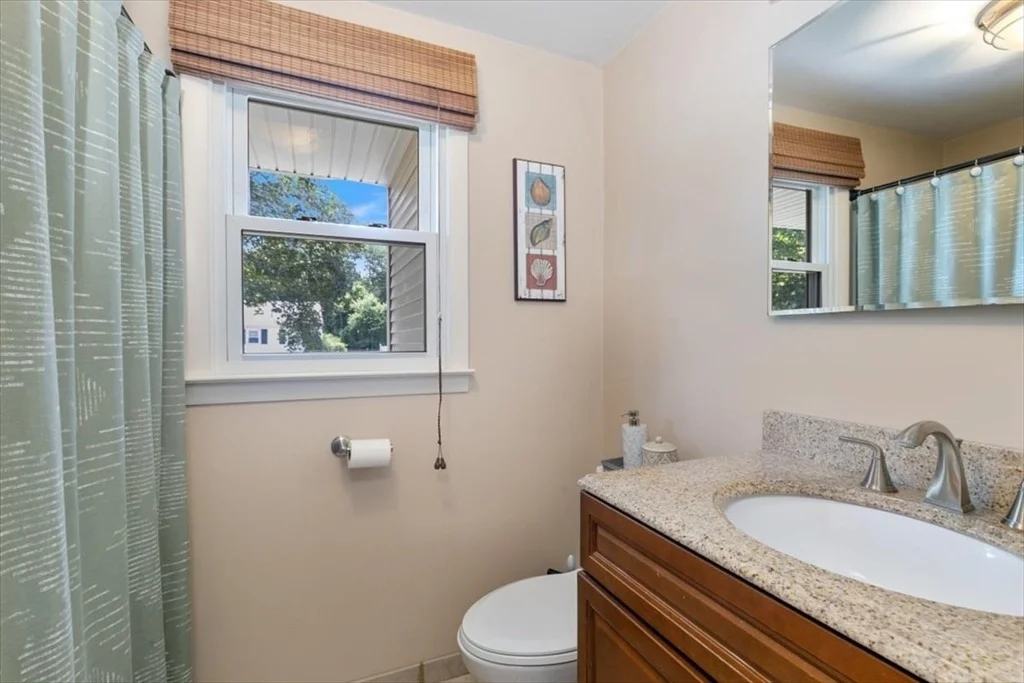 Photo of 3 Cedarwood Ln