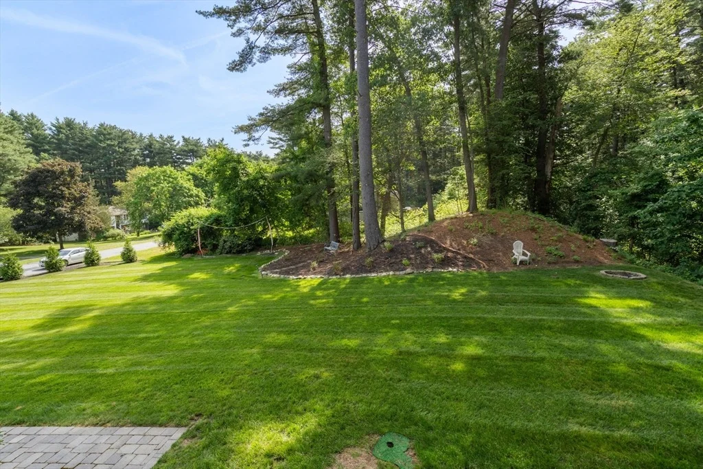 Photo of 18 Hearthstone Cir