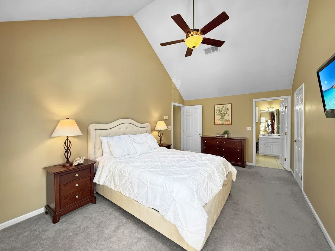 Photo of 5 Swan Cir