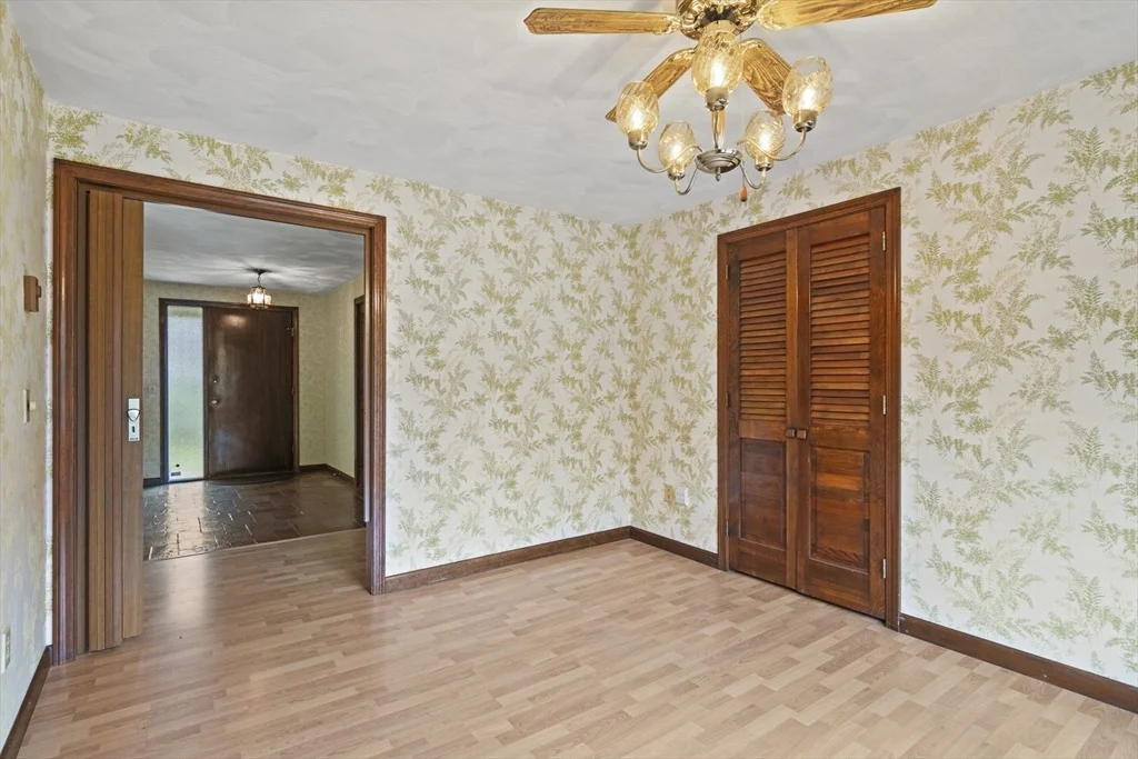 Photo of 8 Hunter Circle