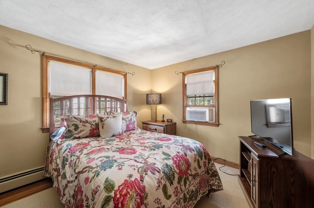 Photo of 25 Colonial Rd
