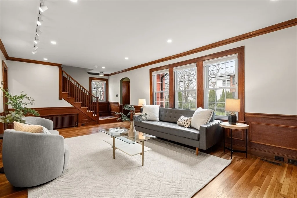 Photo of 24 Grandview Rd