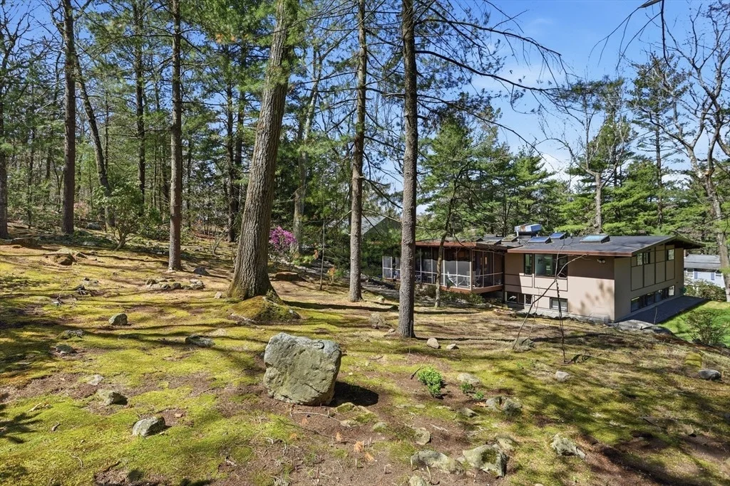 Photo of 32 Baskin Road