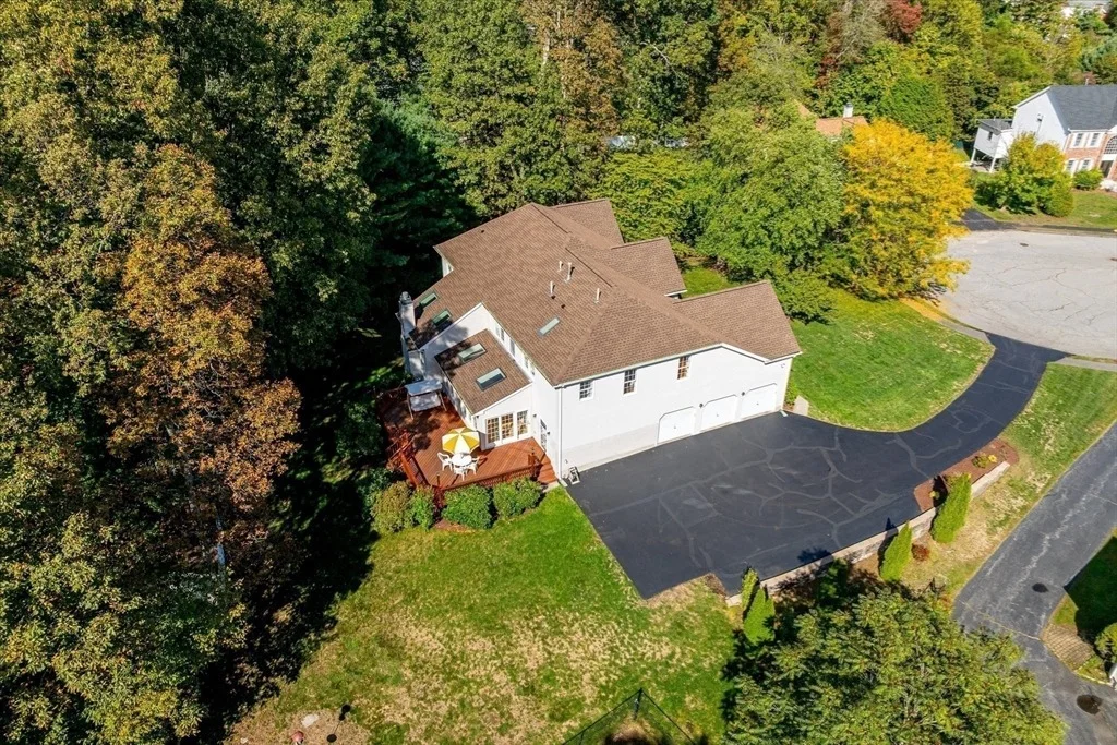 Photo of 7 Thoreau Cir