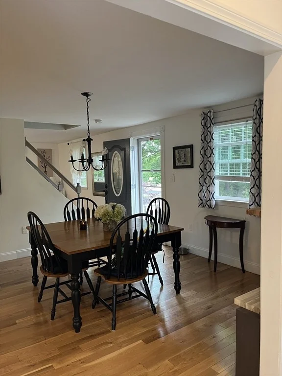 Photo of 4 Robin Rd