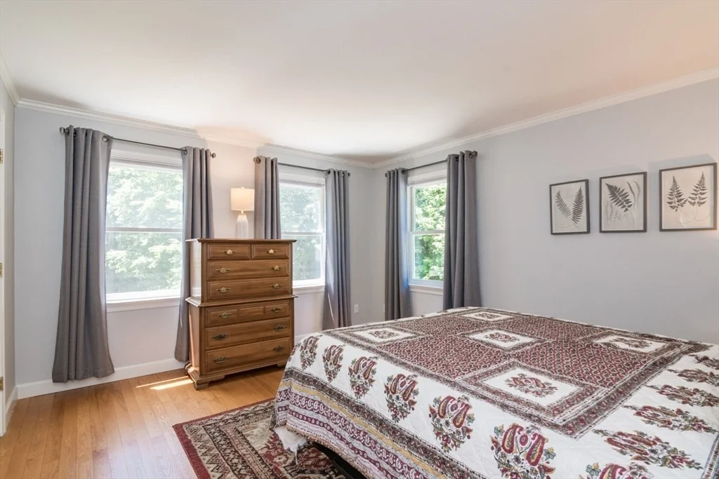 Photo of 26 Briar Hill Rd