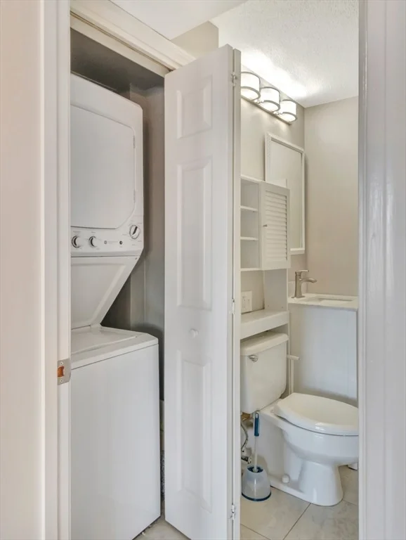 Photo of Unit 2C at 14 Webb Pl