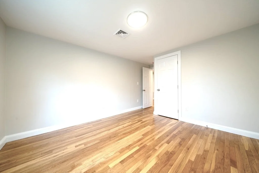 Photo of 26 Leonard Rd