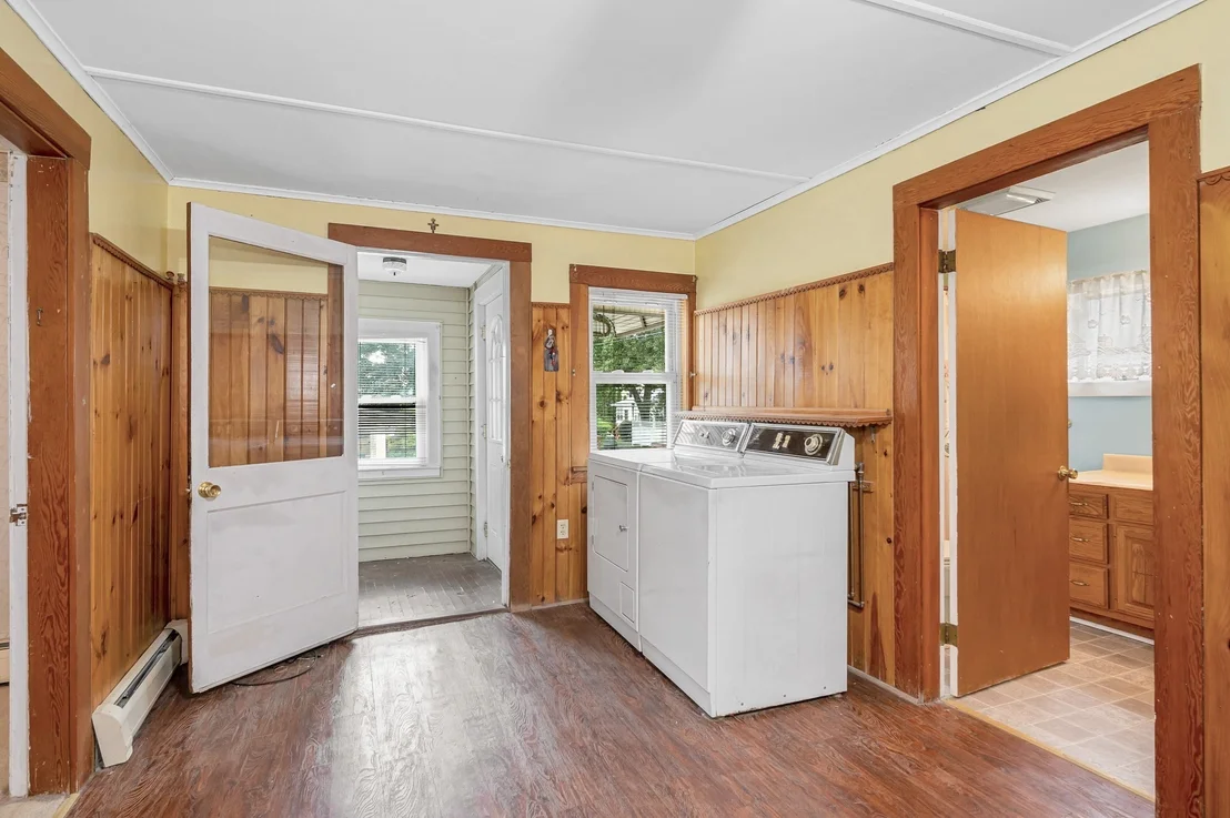 Photo of 114 Old Meadow Rd