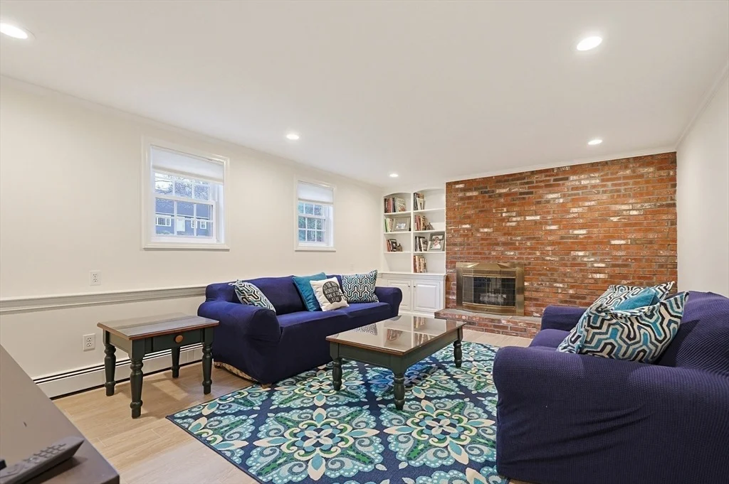 Photo of 49 Stonybrook Dr
