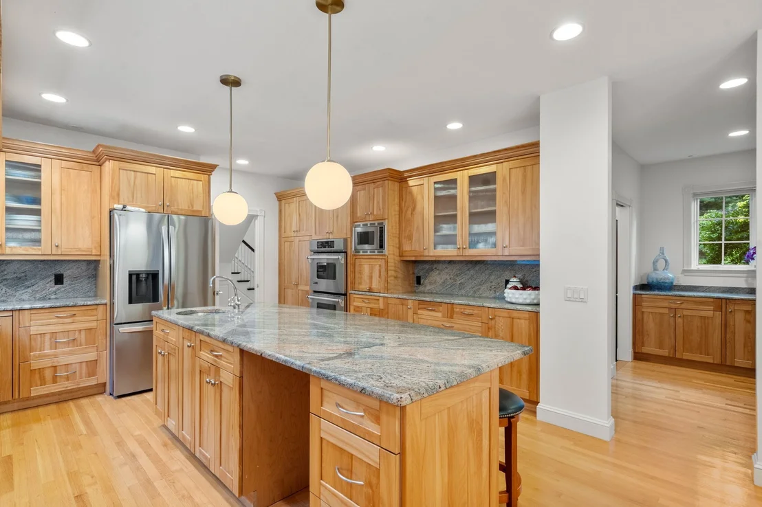 Photo of 24 Davis Rd