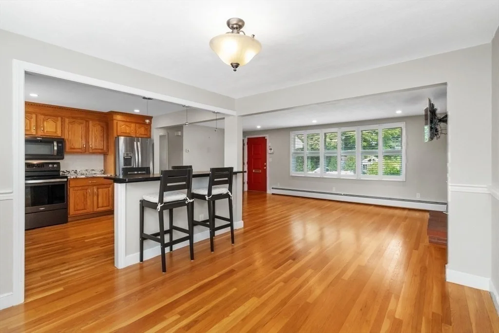 Photo of 120 Kingston Road