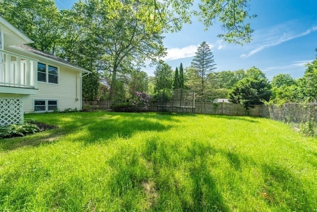 Photo of 41 Pine Ridge Dr