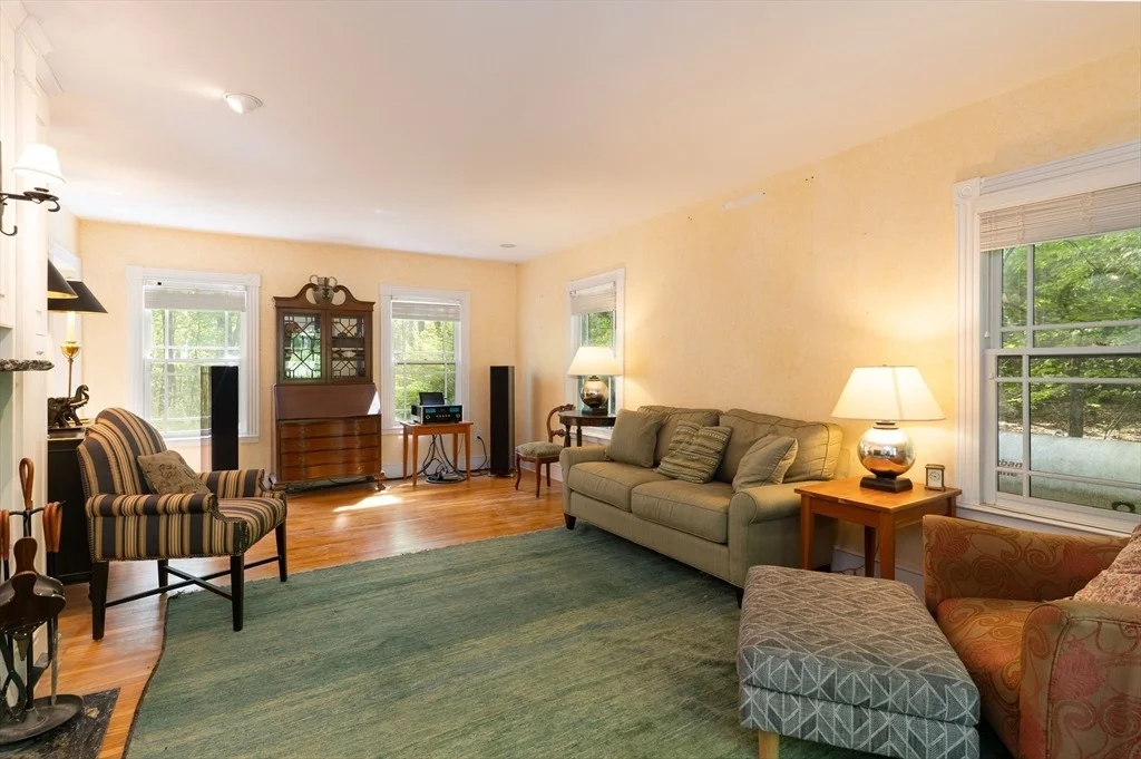 Photo of 244 Old Winchester Rd