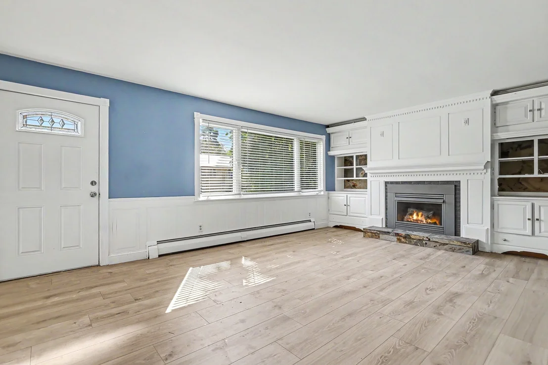 Photo of 188 Oak St