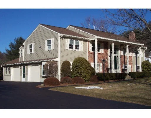 Photo of 10 Hartford Cir