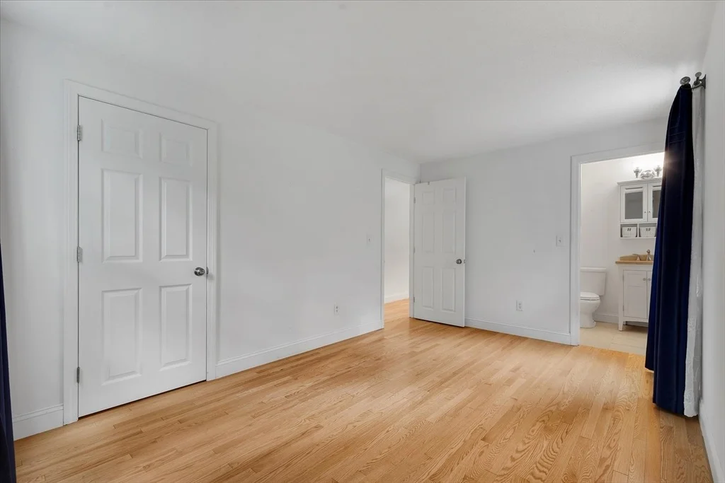 Photo of 25 Liam Ln