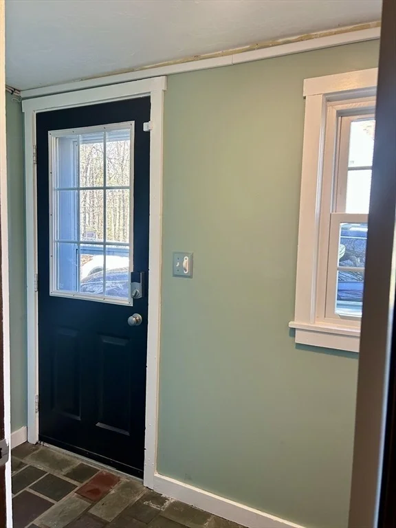 Photo of 18 Heather Cir