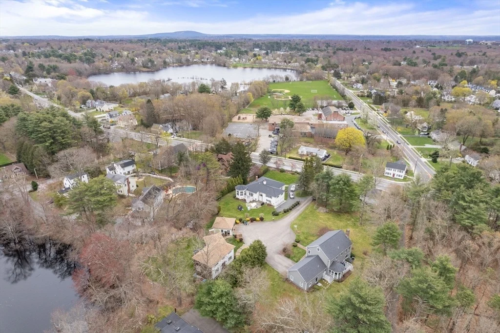 Photo of 1323 High Street-Culdesac