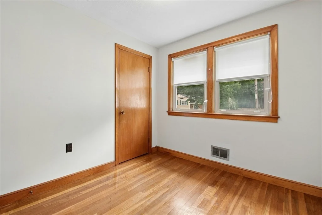 Photo of 129 Chickering Road